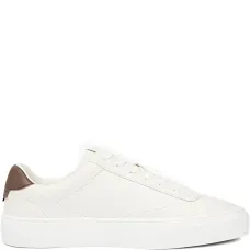 Кроссовки с закругленным носком