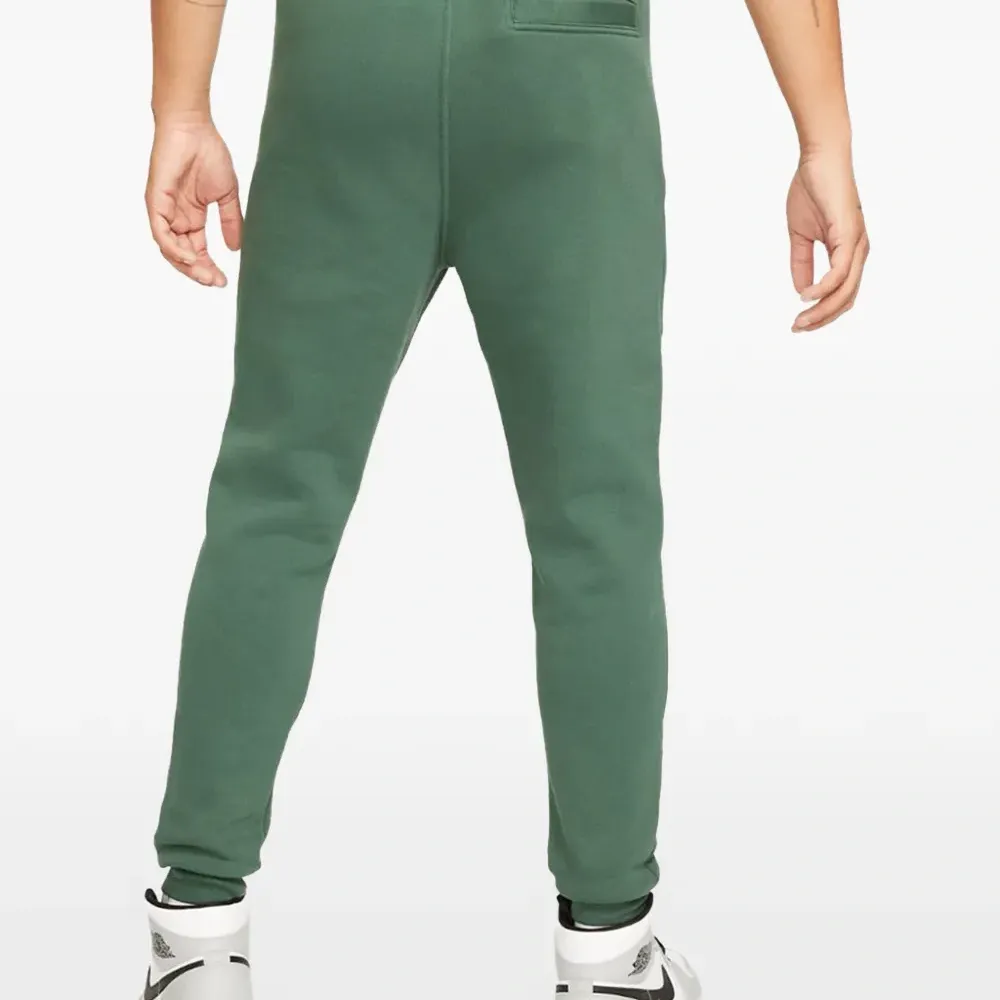 Спортивные брюки на шнурке с логотипом