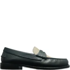 Лоферы с закругленным носком