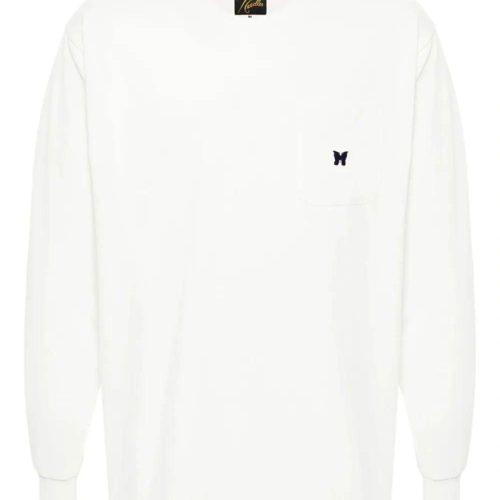 Футболка с вышитым логотипом