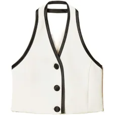 Жилет с контрастной отделкой