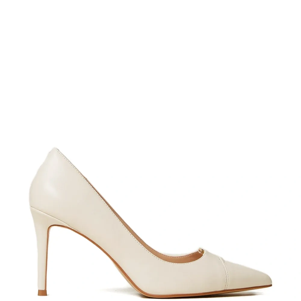 Туфли-лодочки на шпильке