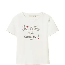 Футболка с декоративной вышивкой