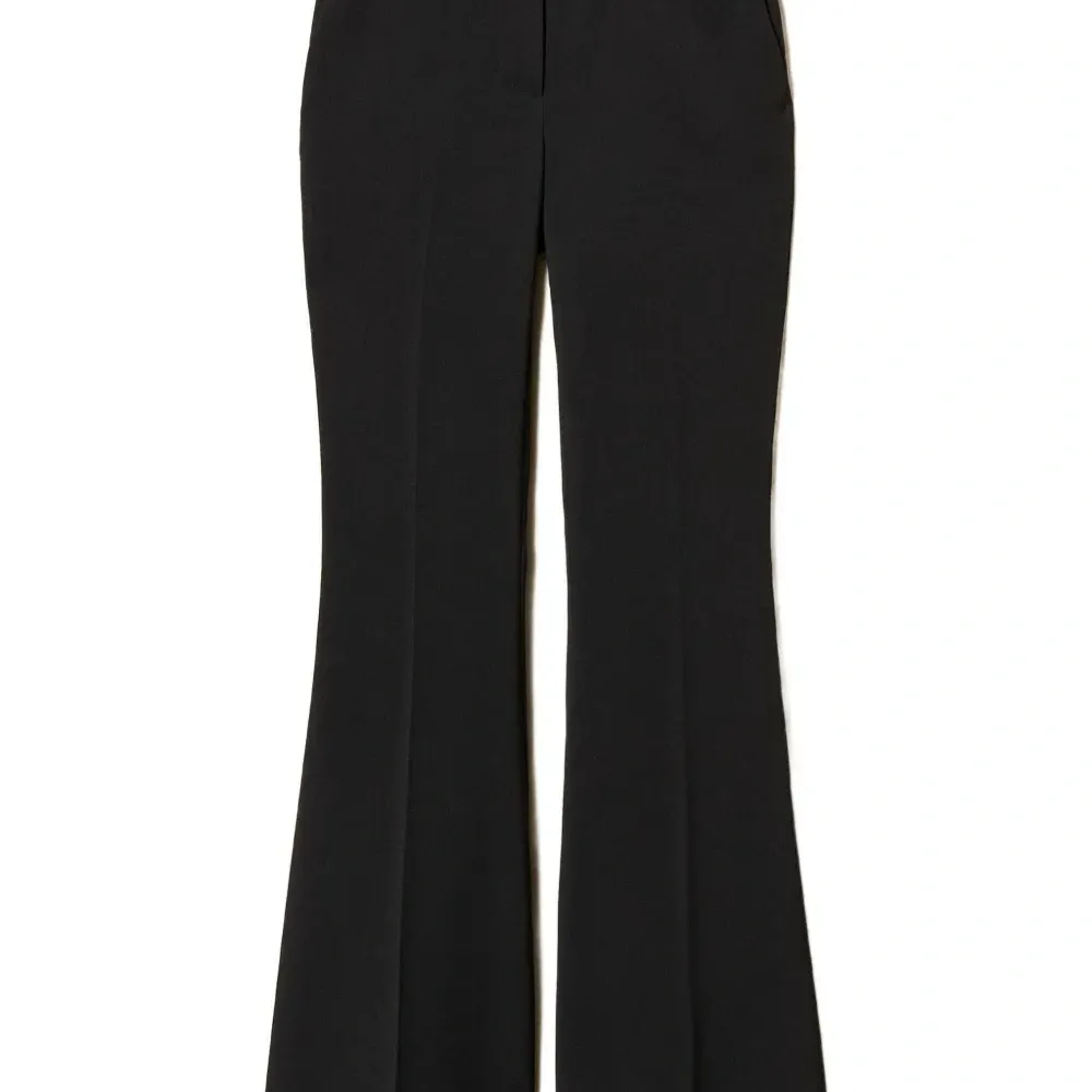 Расклешенные креповые брюки