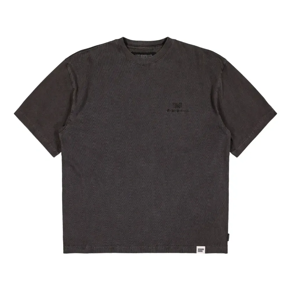 Футболка с круглым вырезом, окрашенная пигментом