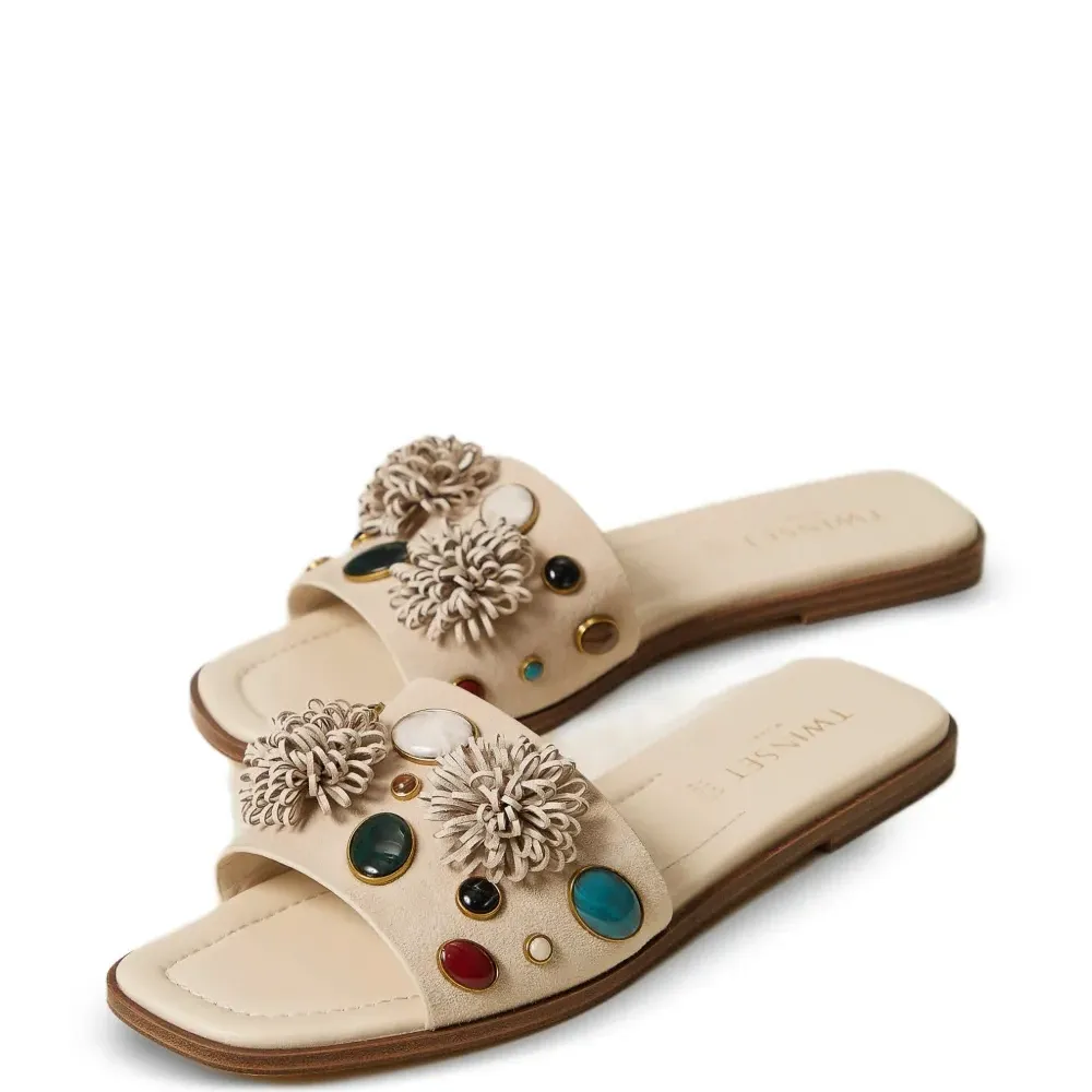 Босоножки с кристаллами