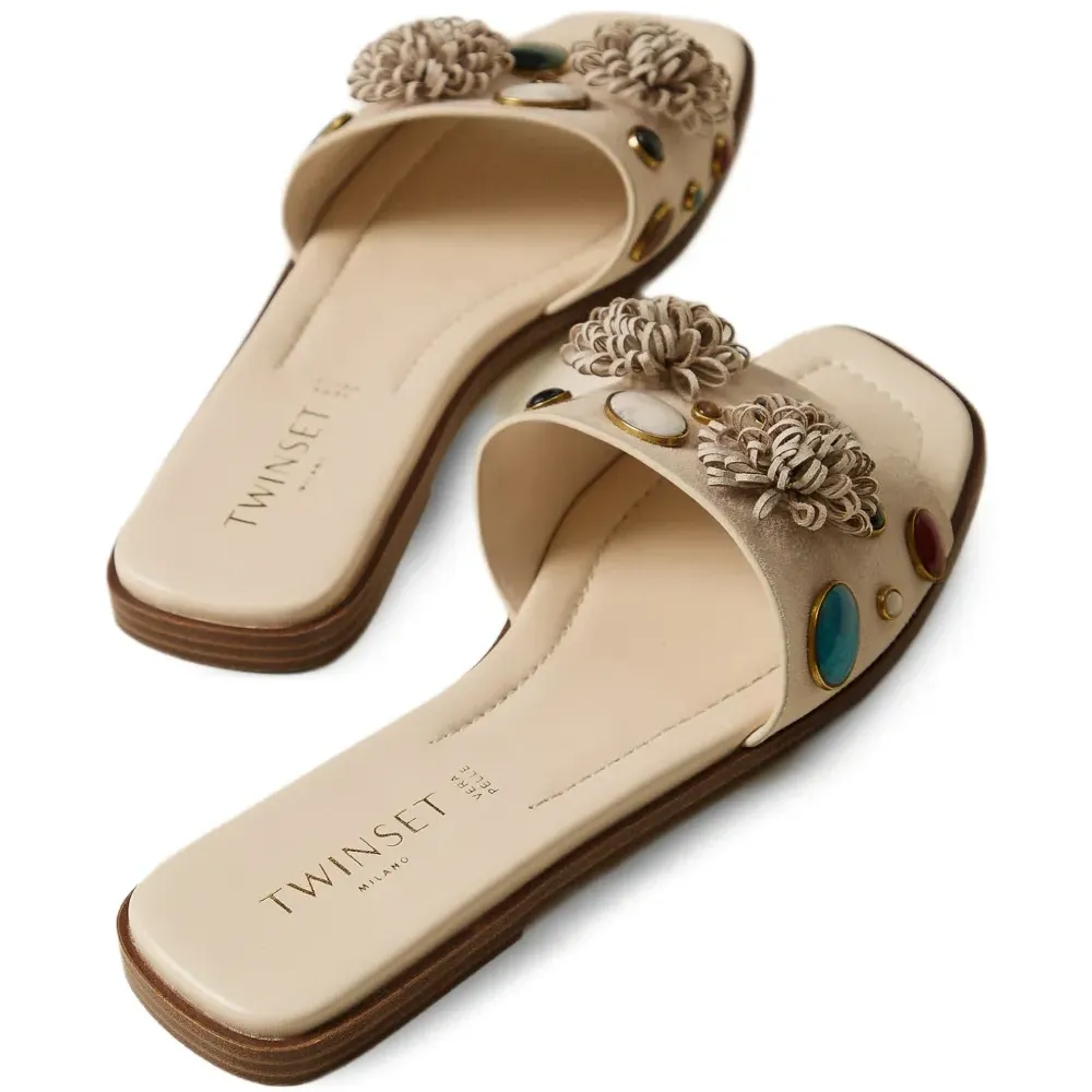 Босоножки с кристаллами