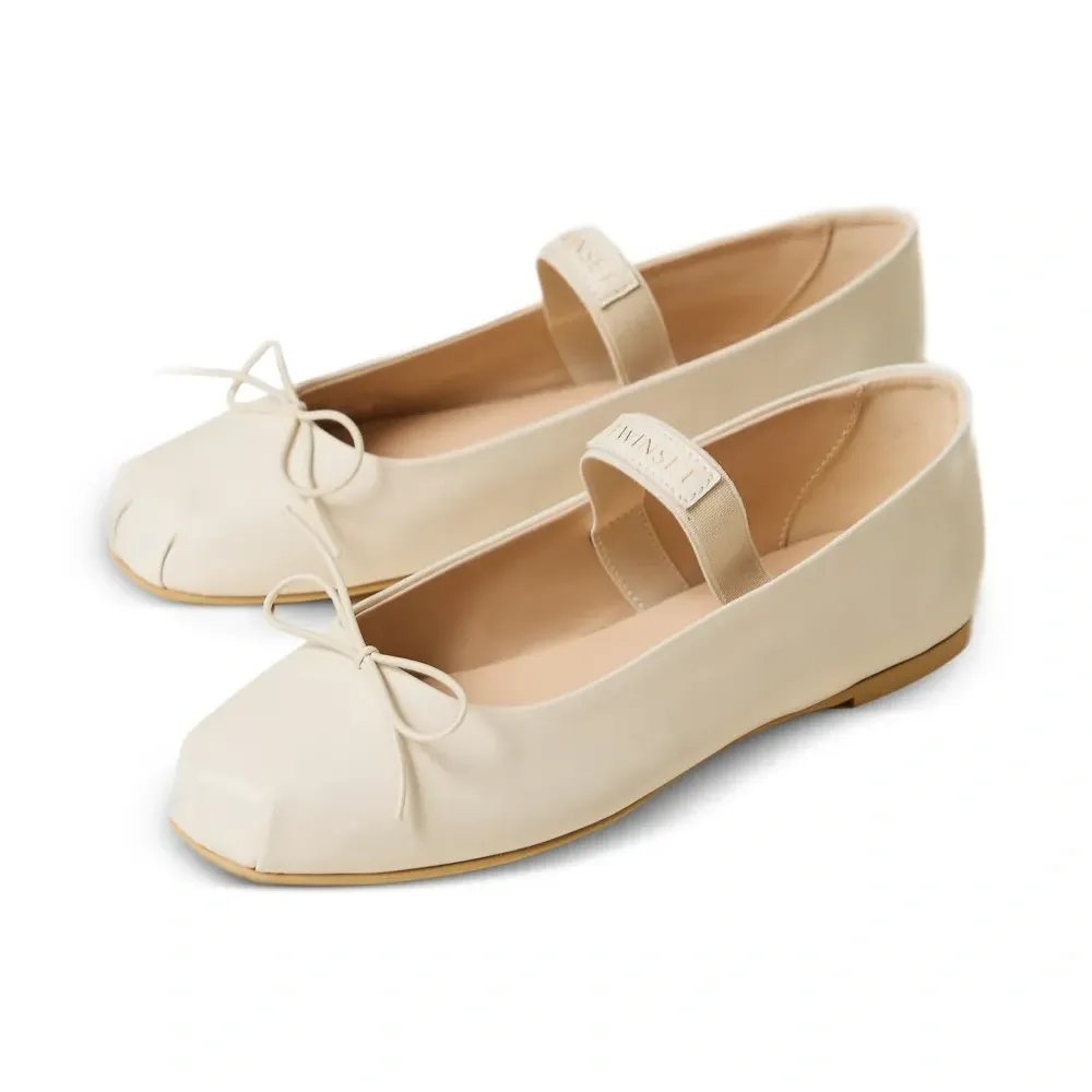 Балетки на плоской подошве