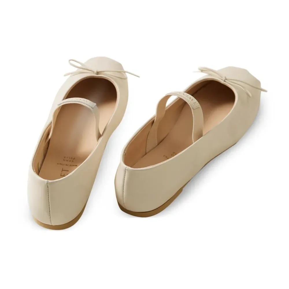 Балетки на плоской подошве