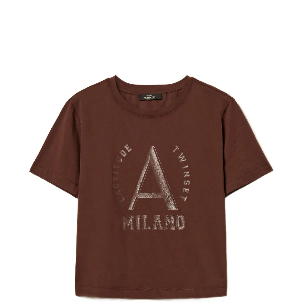 Футболка с принтом логотипа