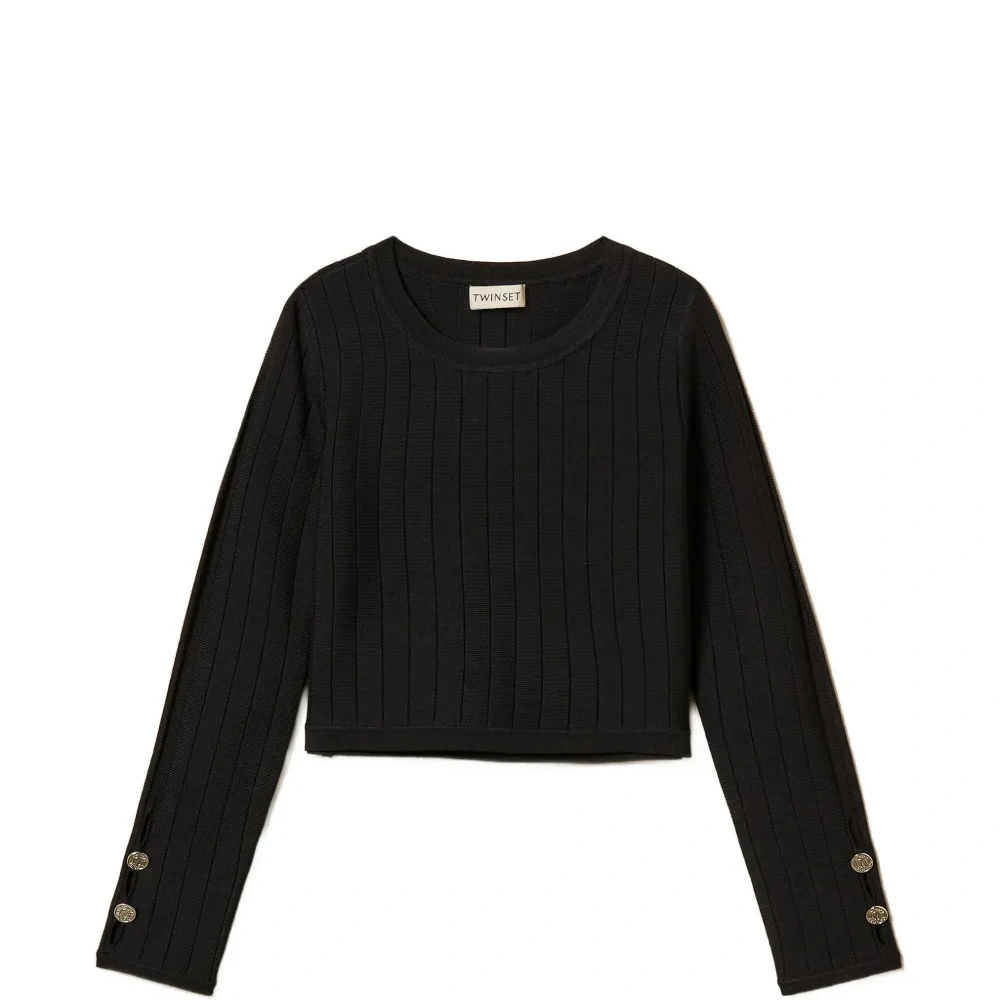 Ажурный свитер на пуговицах