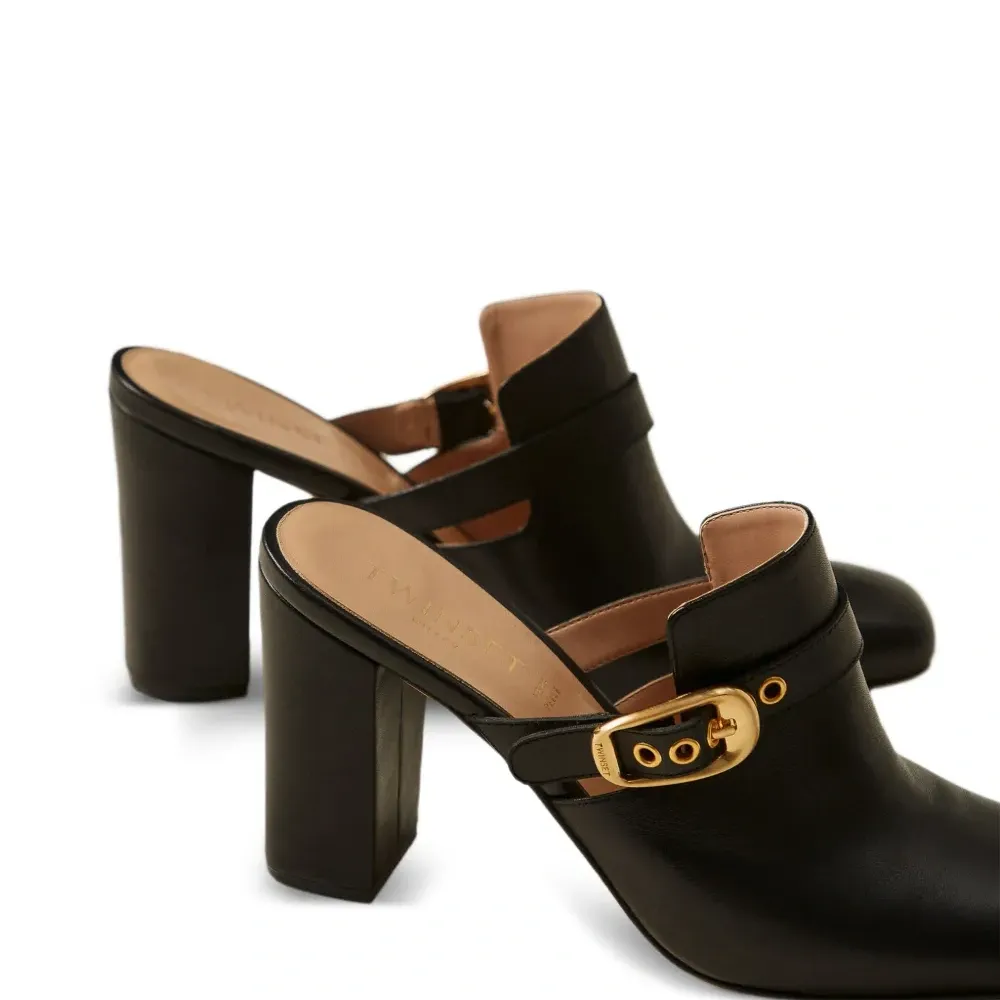 Мюли с пряжкой Мюли с пряжкой