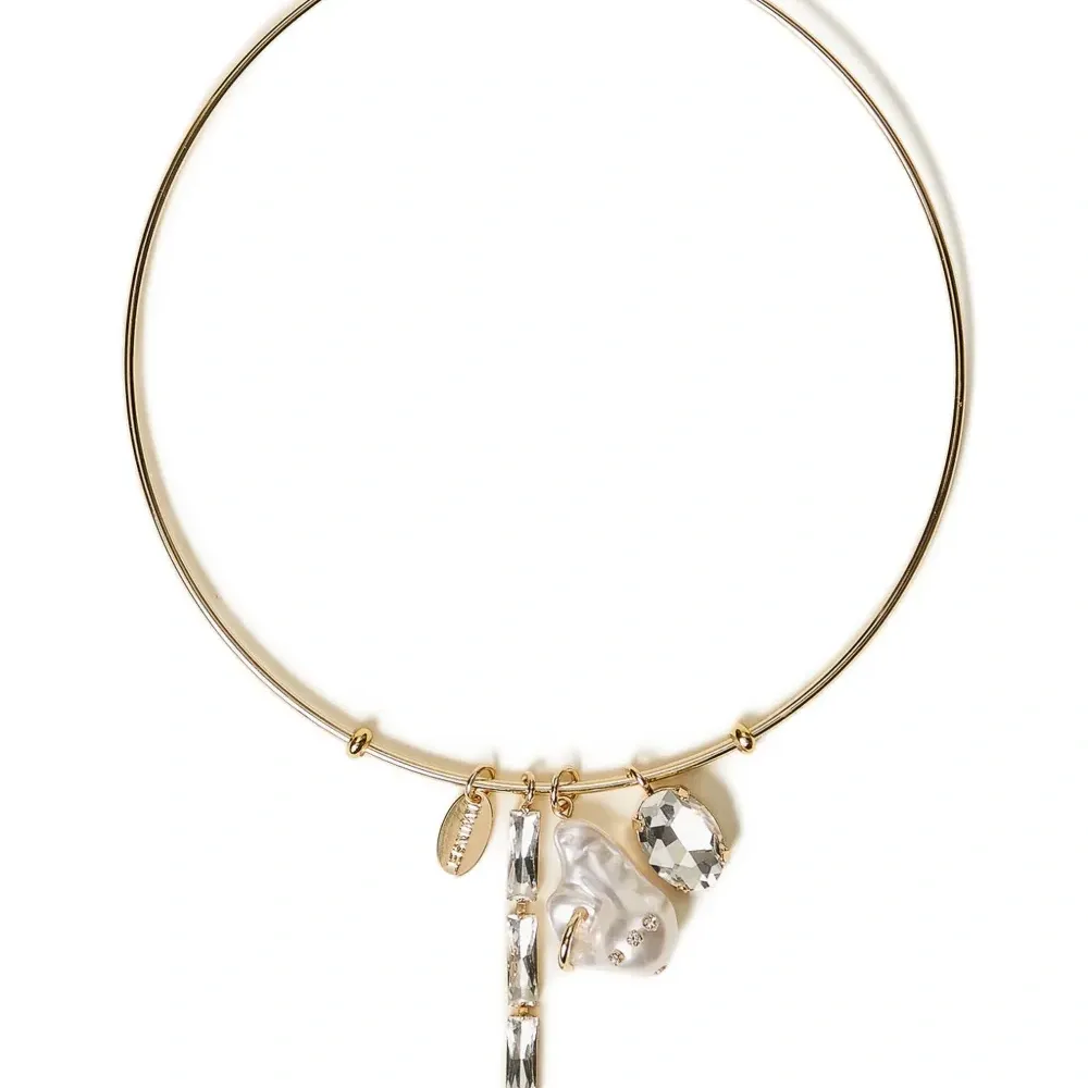 Колье с подвеской