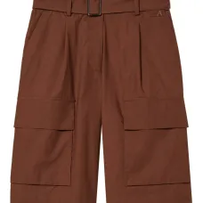 Шорты-бермуды с поясом и карманами карго