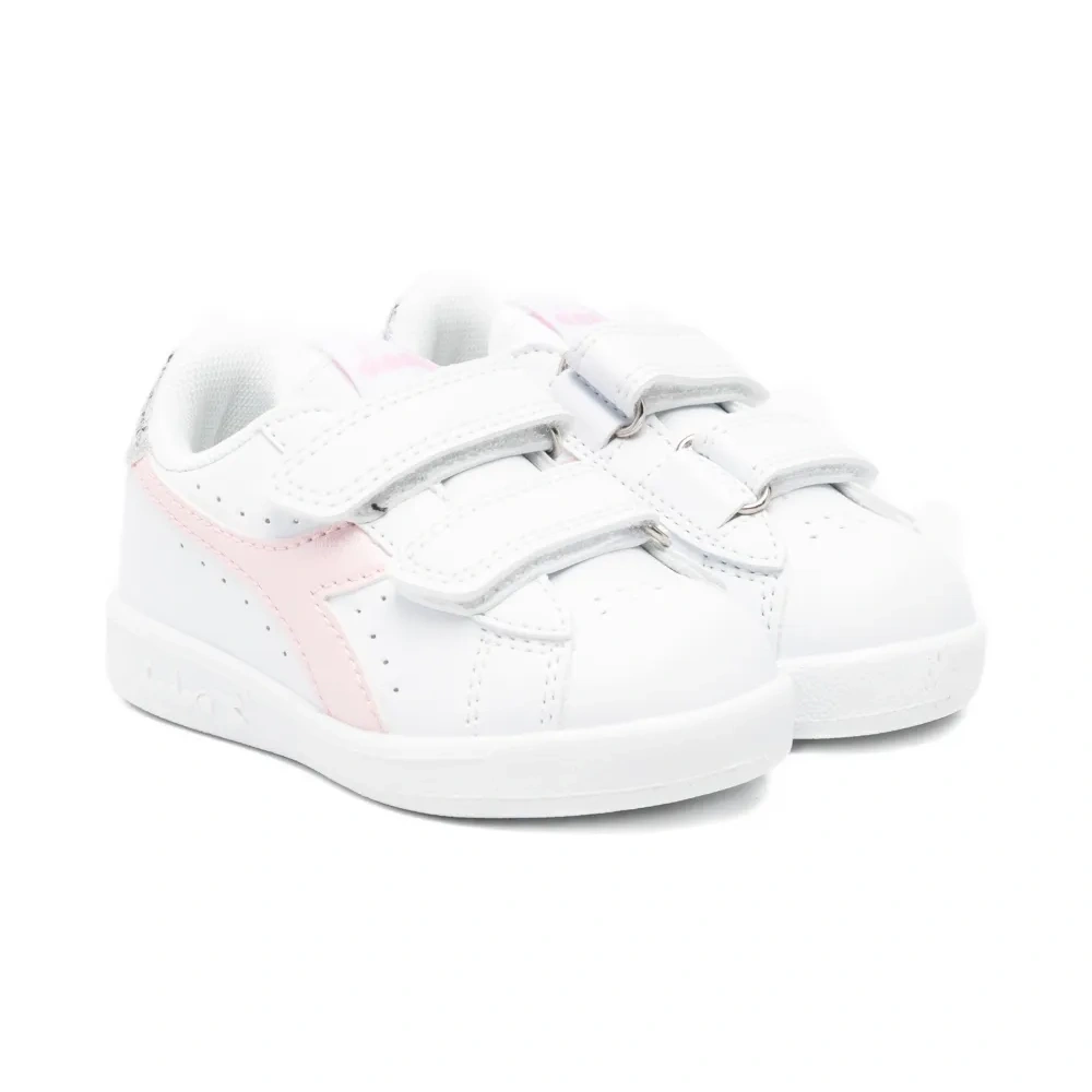 Кроссовки с двумя ремешками