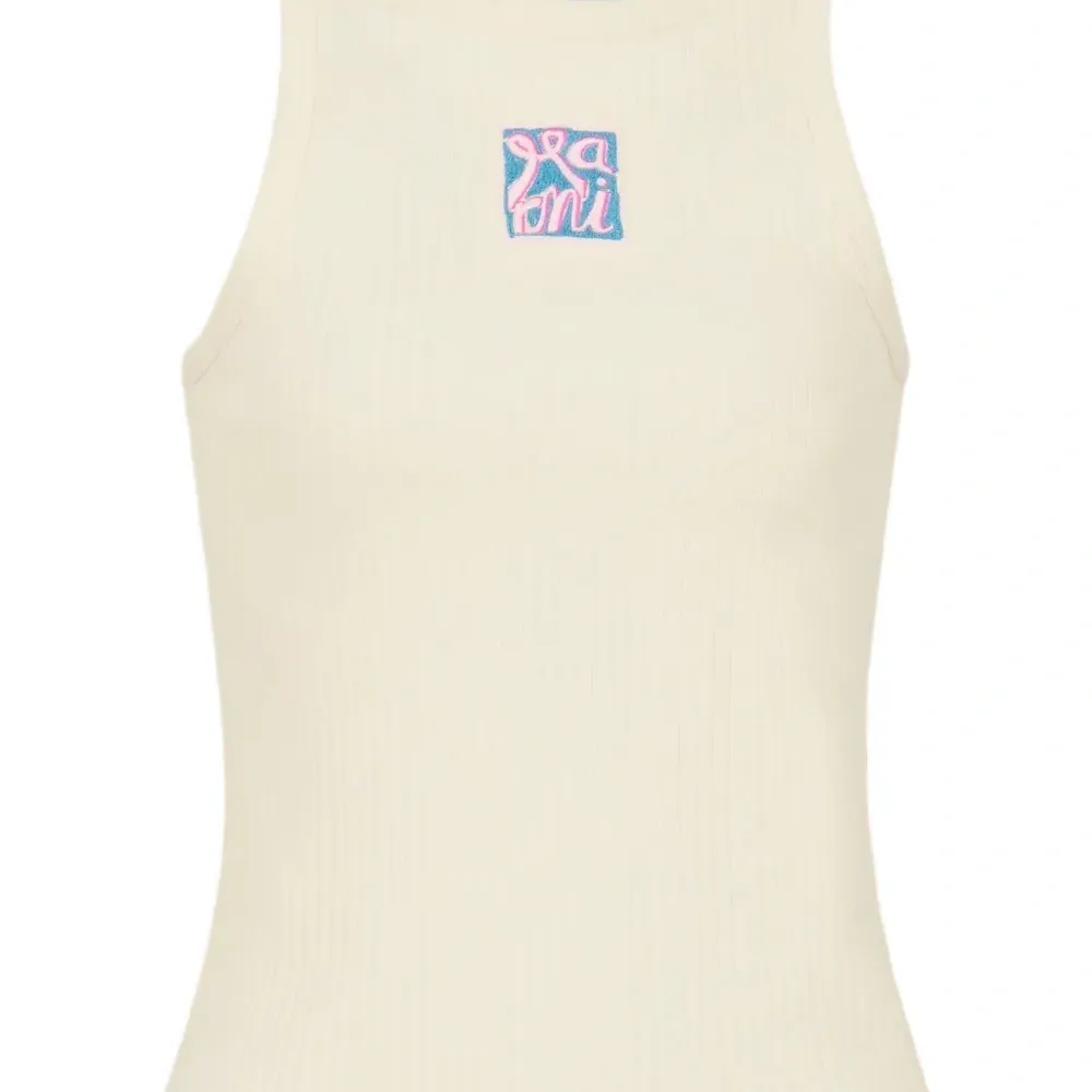 Топ в рубчик с вышивкой Топ в рубчик с вышивкой