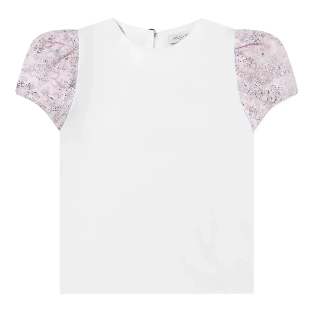 Футболка с украшением блестками