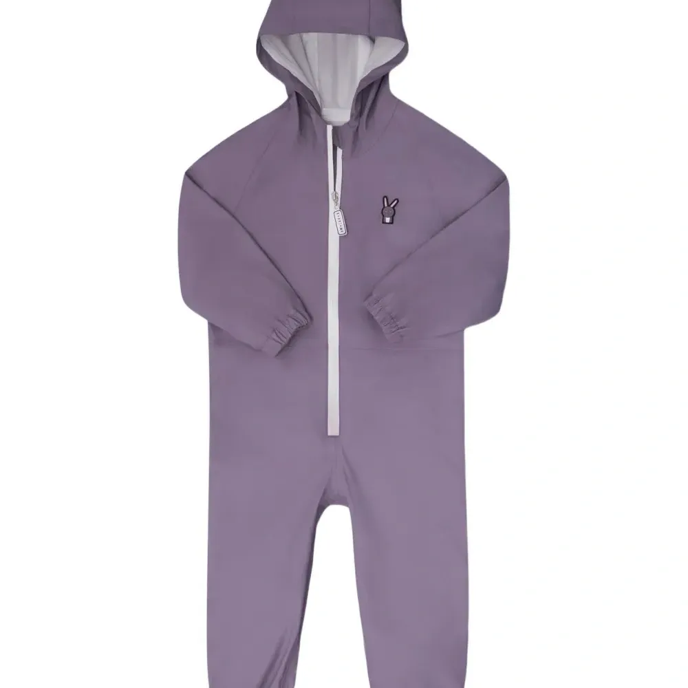 Комбинезон с вышивкой в виде кролика