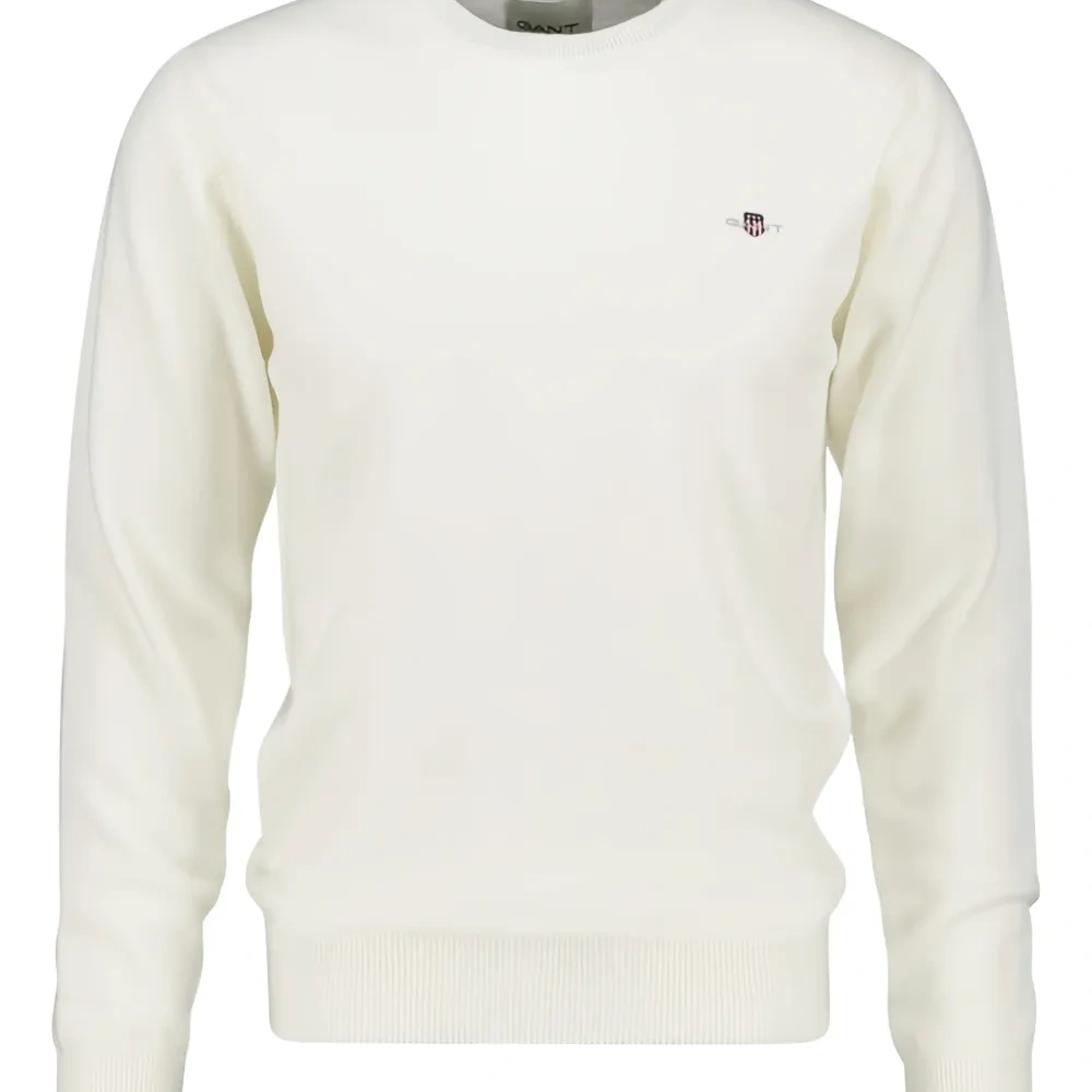 Шерстяной свитер с C-образным вырезом