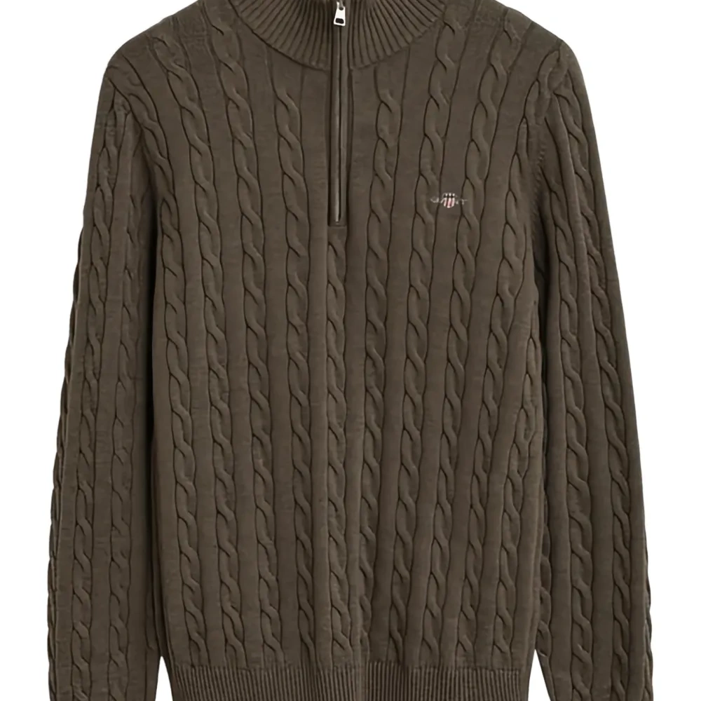 Свитер с воротником на молнии