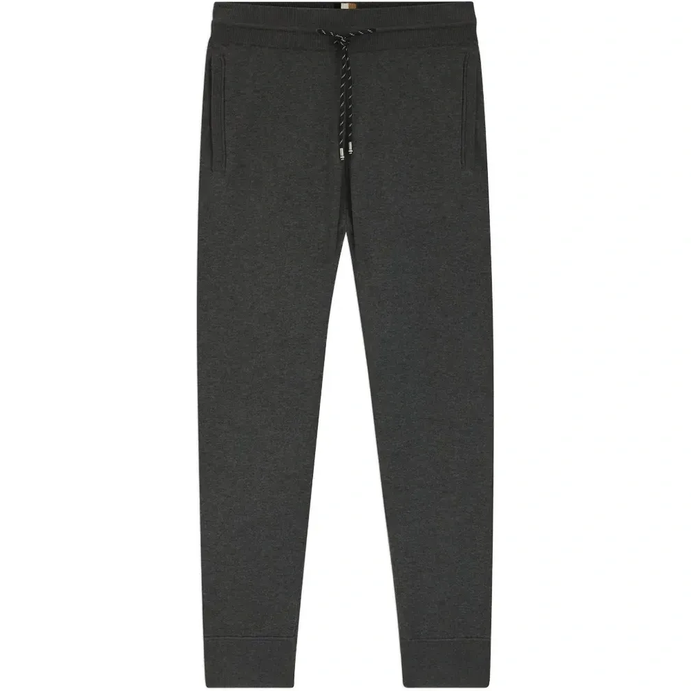 Спортивные брюки на завязках