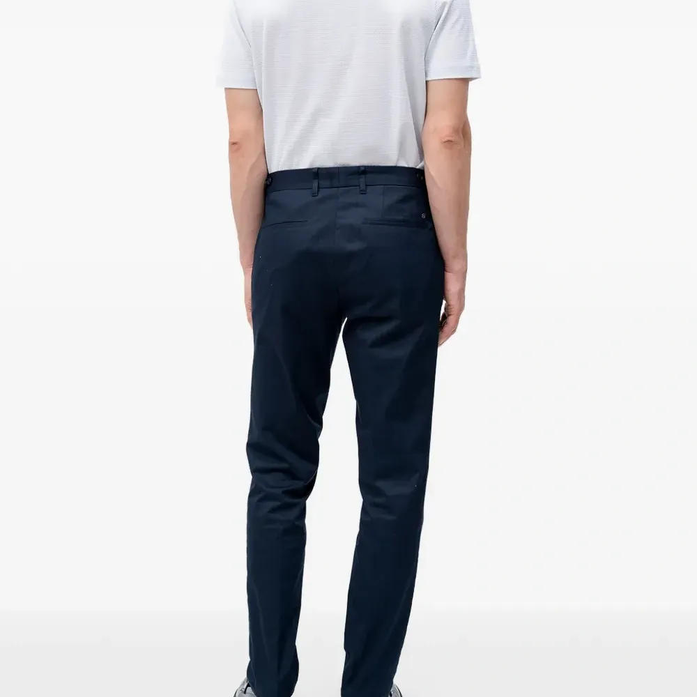 Брюки с карманами