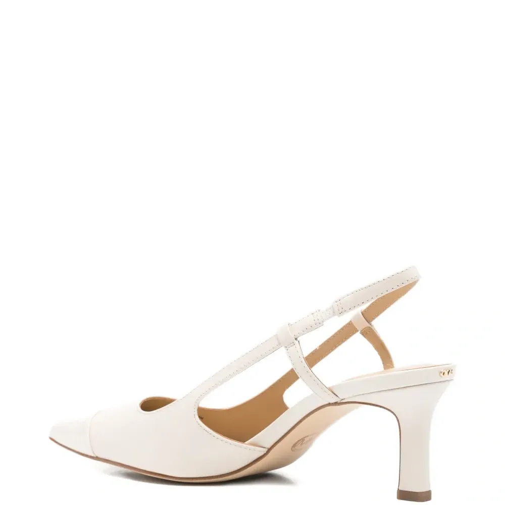 Кожаные туфли-лодочки с ремешком сзади