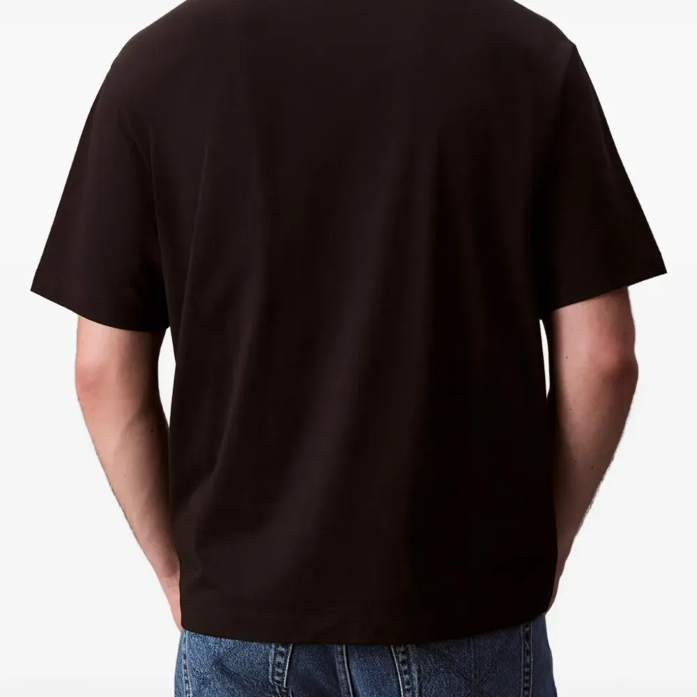 Футболка с логотипом