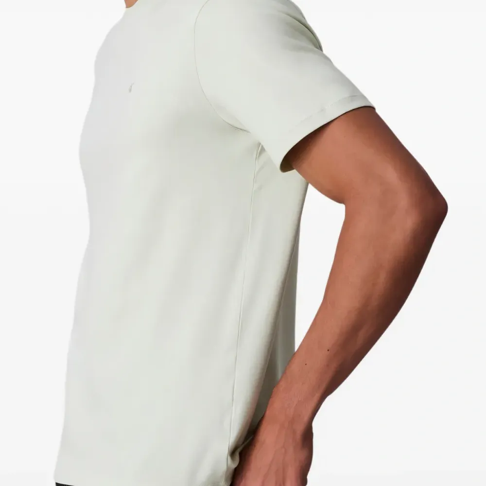 Футболка с круглым вырезом и логотипом