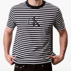 Футболка в полоску с логотипом
