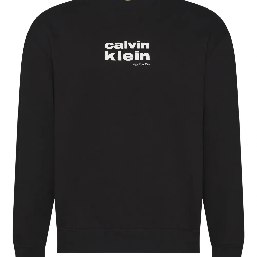 Свитер с логотипом