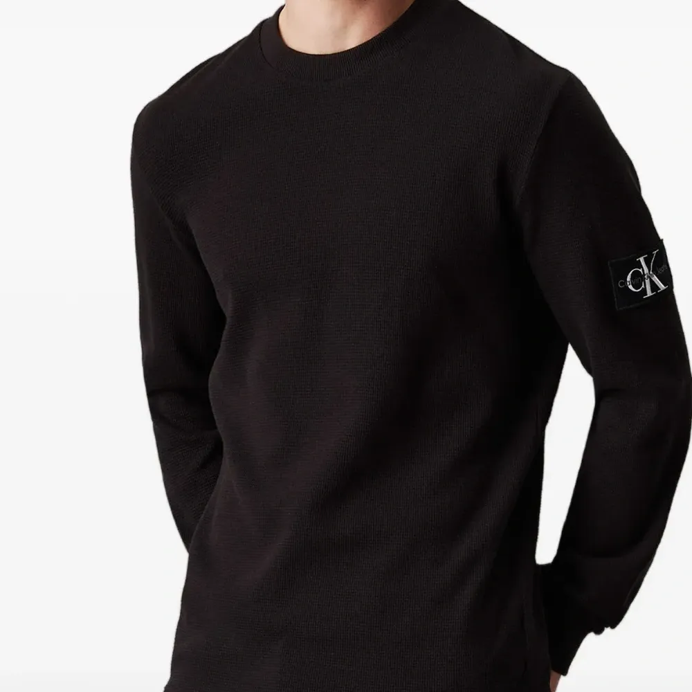 Футболка с длинными рукавами