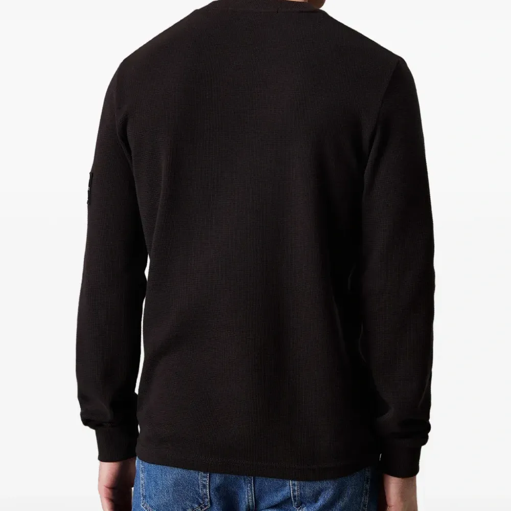 Футболка с длинными рукавами