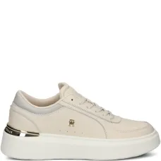 Кроссовки на шнуровке с логотипом