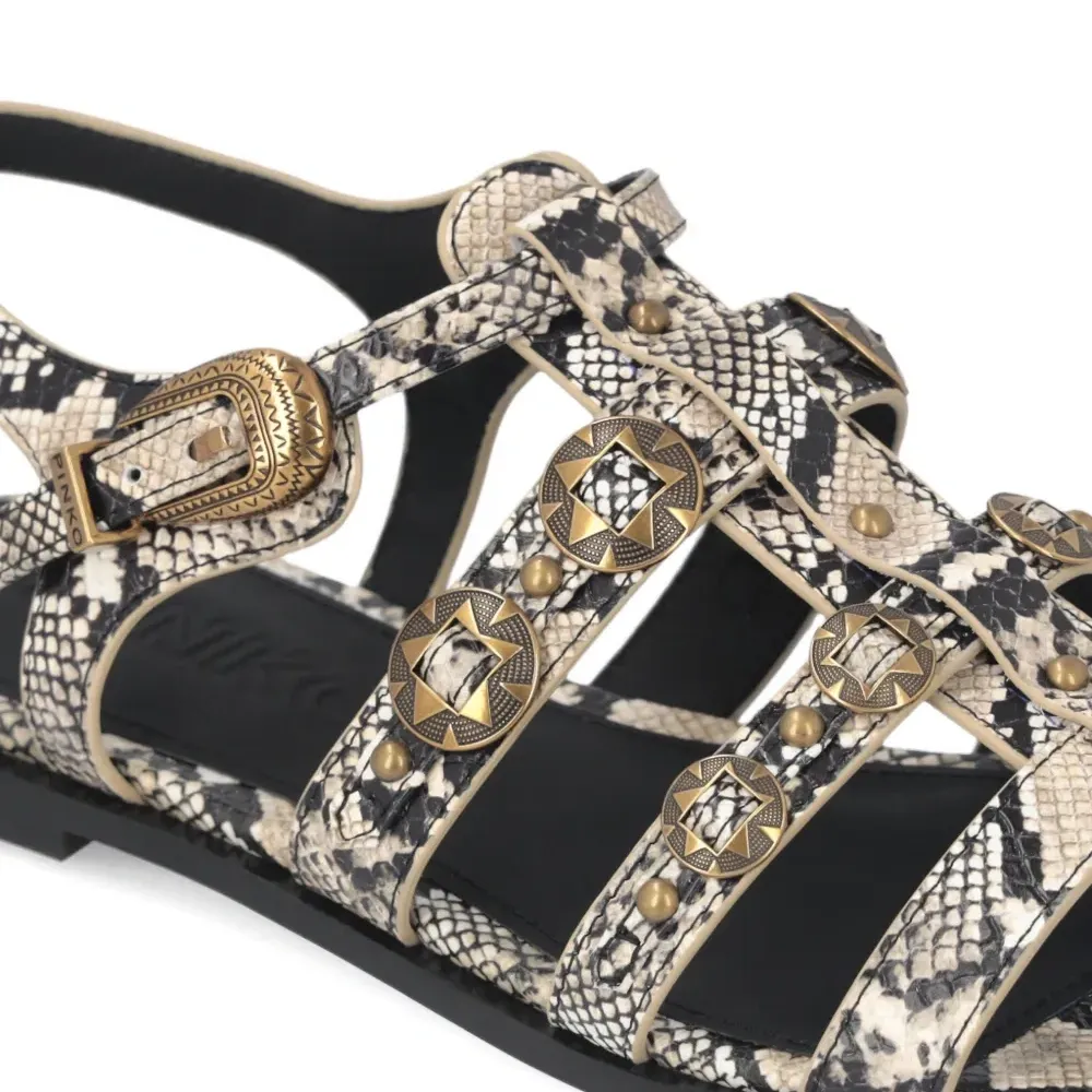 Сандалии с тиснением под кожу змеи Сандалии с тиснением под кожу змеи
