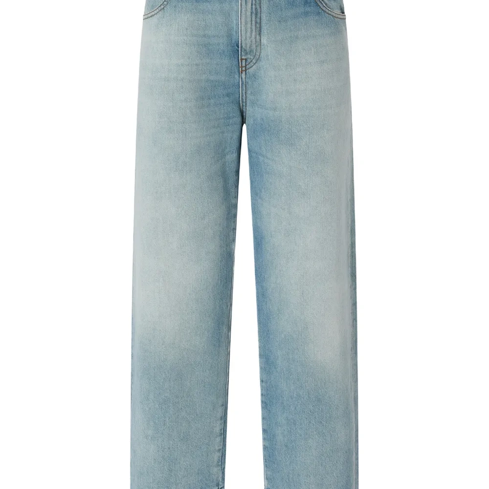 Джинсы с разрезами Джинсы с разрезами