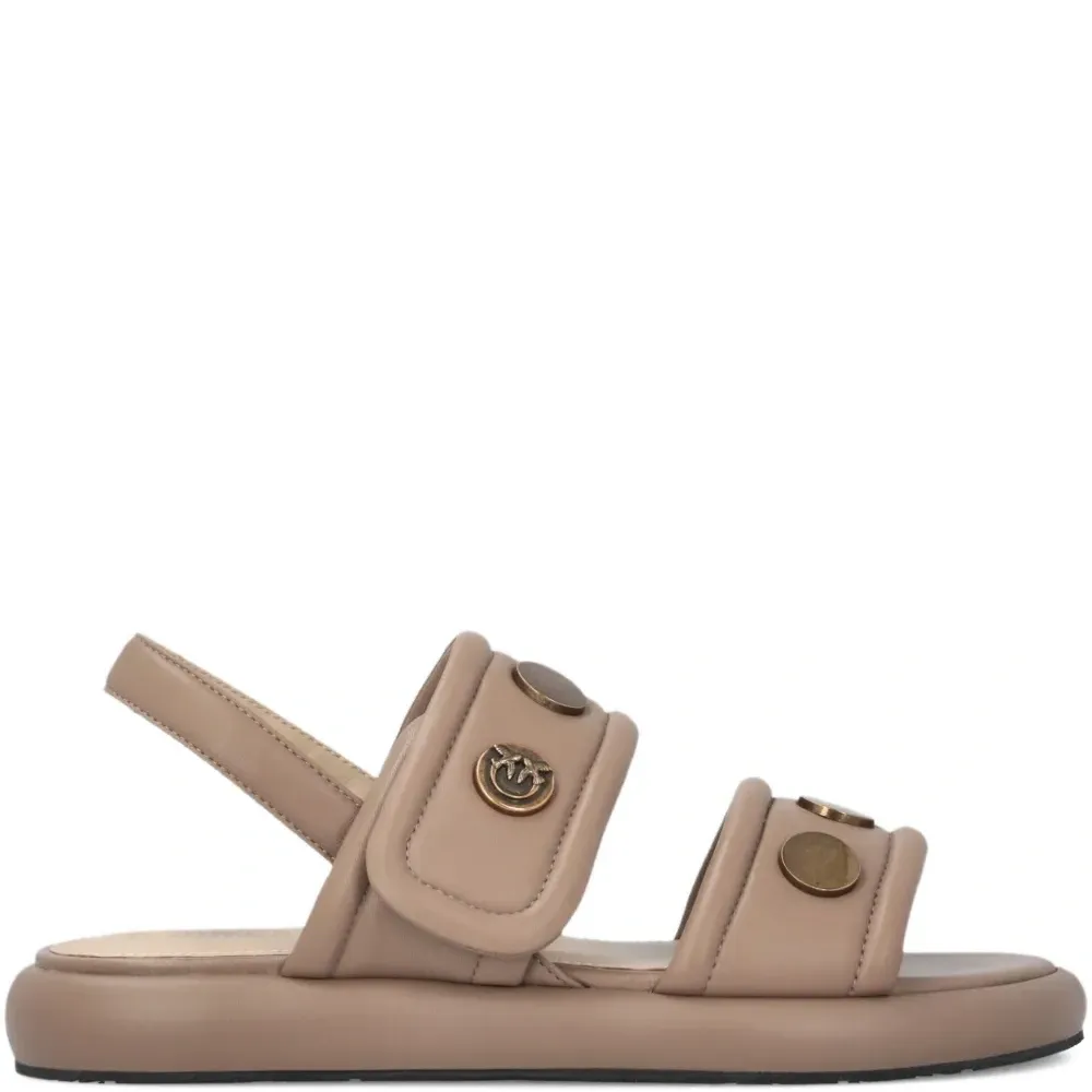 Сандалии с заклепками Сандалии с заклепками