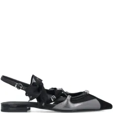 Туфли с заостренным носком и бантом Туфли с заостренным носком и бантом