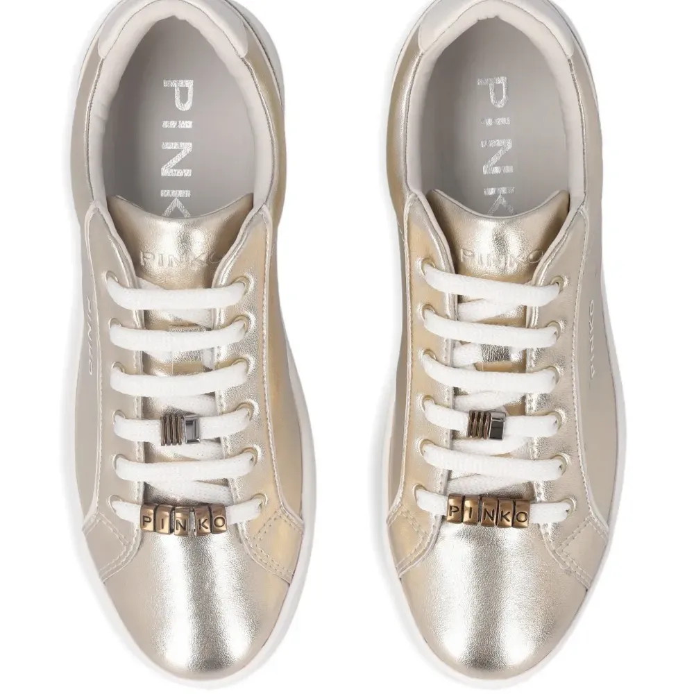 Кроссовки с логотипом Кроссовки с логотипом