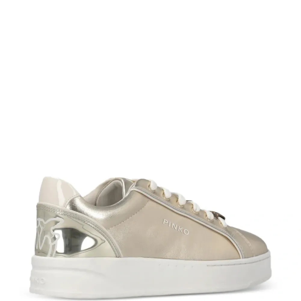 Кроссовки с логотипом Кроссовки с логотипом