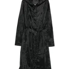 Плащ с капюшоном