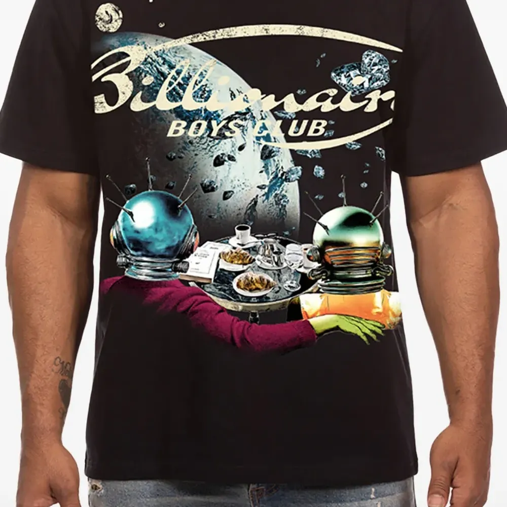 Вязаная футболка с астероидами