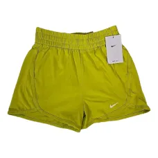 Лёгкие спортивные шорты