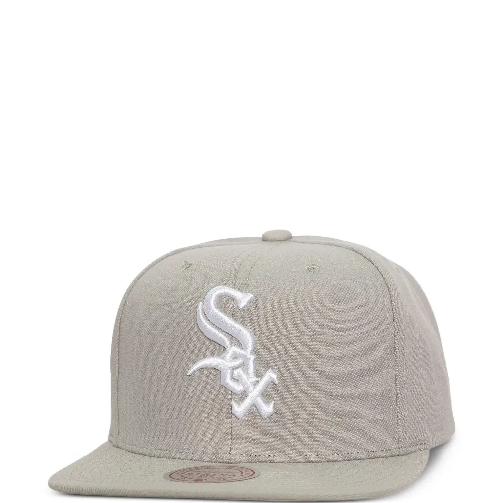 Бейсболка с логотипом команды Chicago White Sox и застежкой-снэпбек