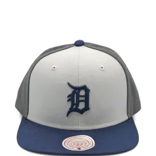 Бейсболка Detroit Tigers Triple Play Liberty с вышивкой