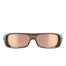 Солнцезащитные очки в прямоугольной оправе Солнцезащитные очки в прямоугольной оправе