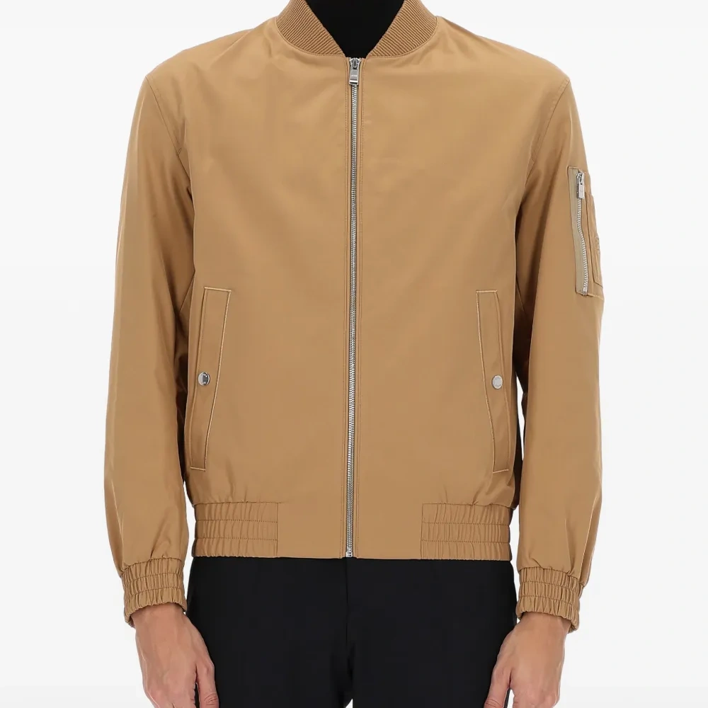 Куртка с карманом на молнии