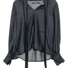 Блузка с длинными рукавами и лентой