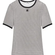 Футболка в ломаную клетку