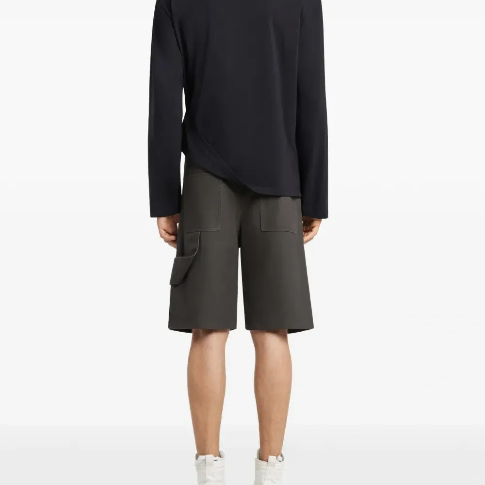 Футболка с длинными рукавами и логотипом